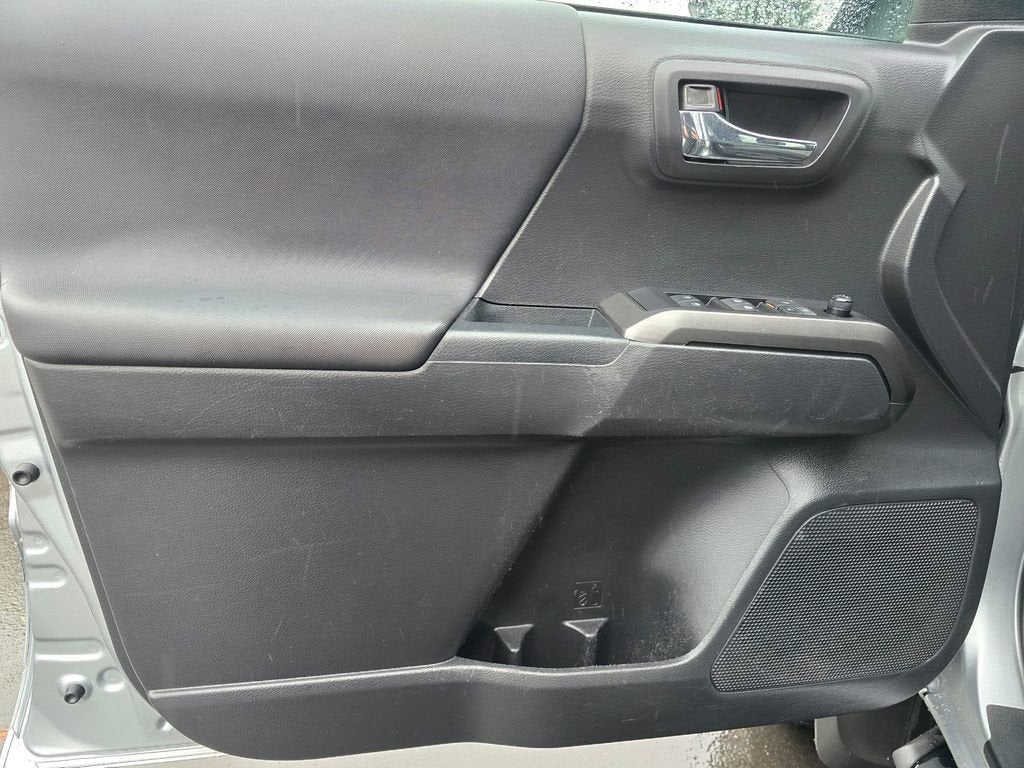 2022 Toyota Tacoma 4WD SR5