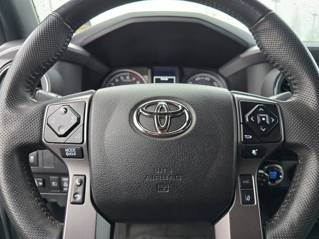 2022 Toyota Tacoma 4WD SR5