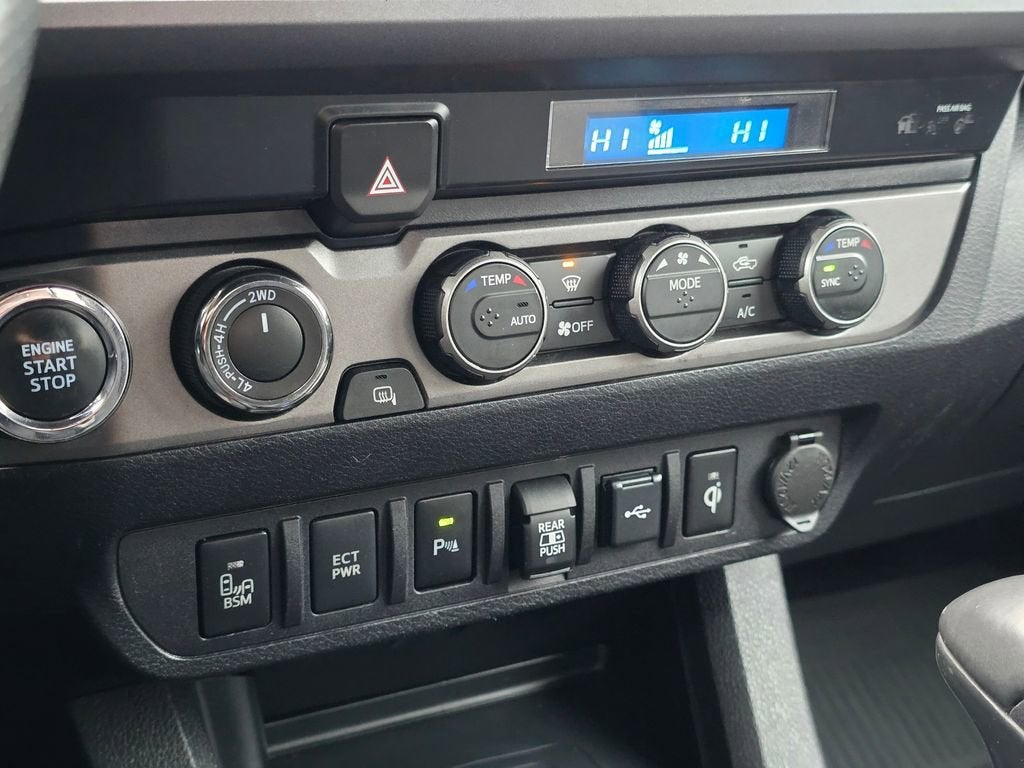 2022 Toyota Tacoma 4WD SR5