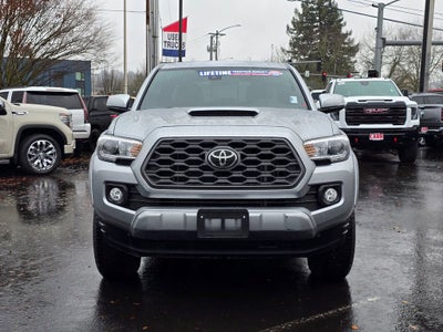 2022 Toyota Tacoma 4WD SR5