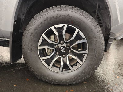 2022 Toyota Tacoma 4WD SR5
