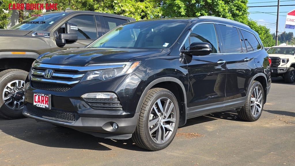 2017 Honda Pilot 4WD Elite's photo