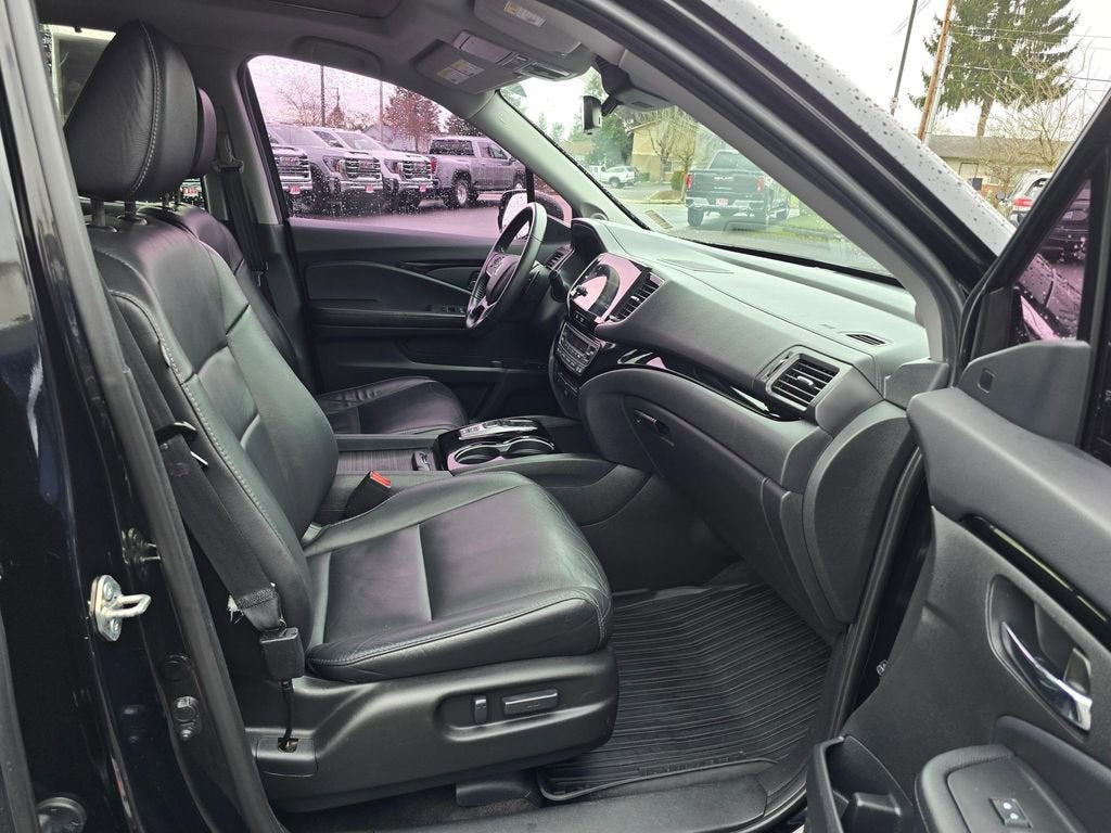 2019 Honda Pilot Touring 8-Passenger