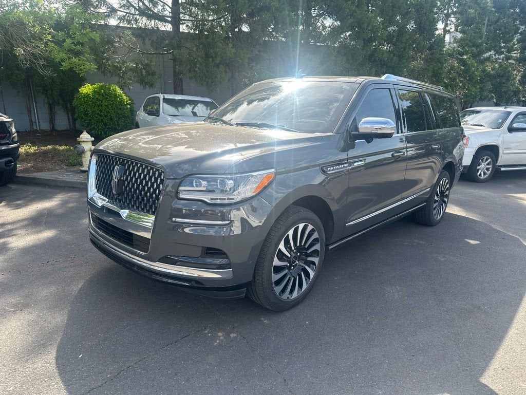 2022 Lincoln Navigator L Black Label