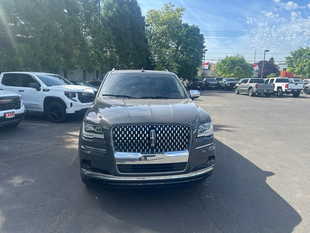 2022 Lincoln Navigator L Black Label