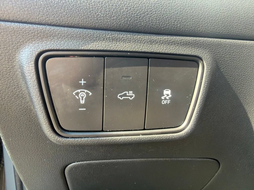 2024 Hyundai Santa Cruz SE
