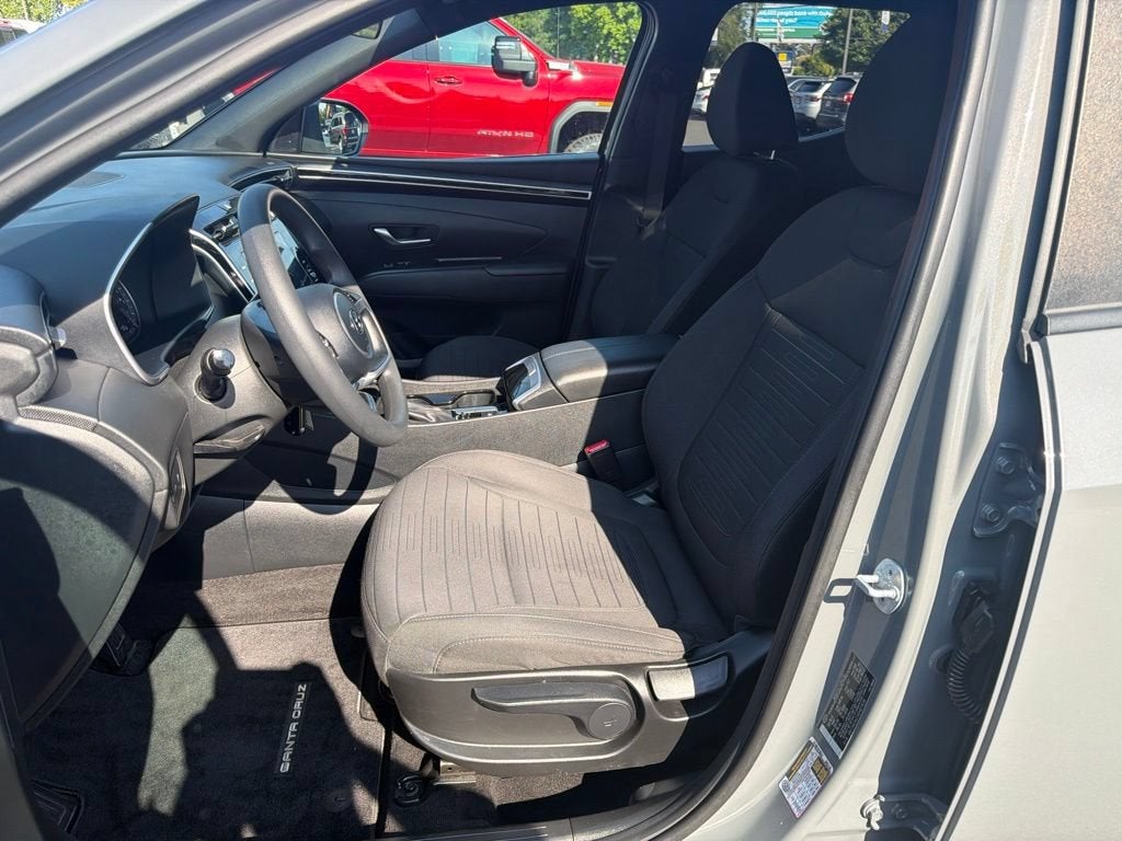 2024 Hyundai Santa Cruz SE