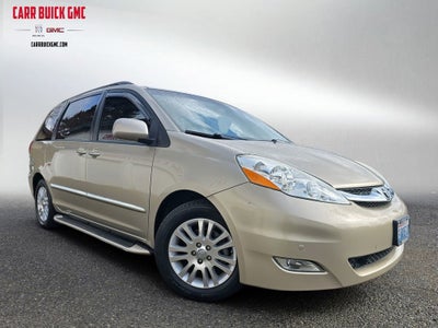 2010 Toyota Sienna XLE