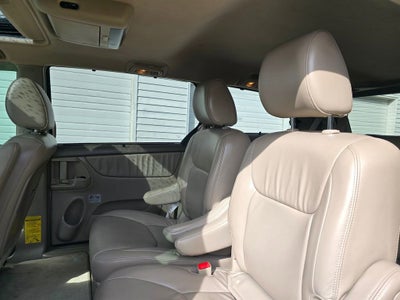 2010 Toyota Sienna XLE