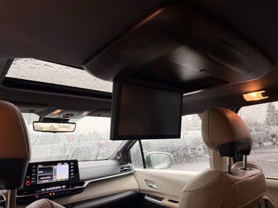 2022 Toyota Sienna Limited