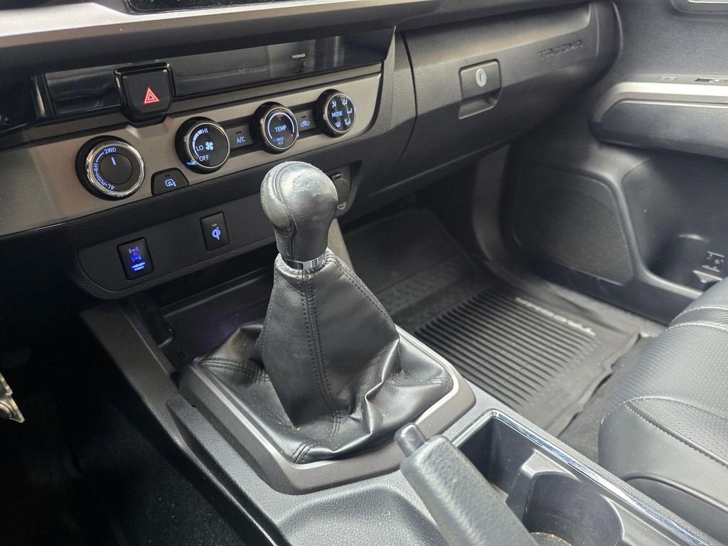 2017 Toyota Tacoma SR5