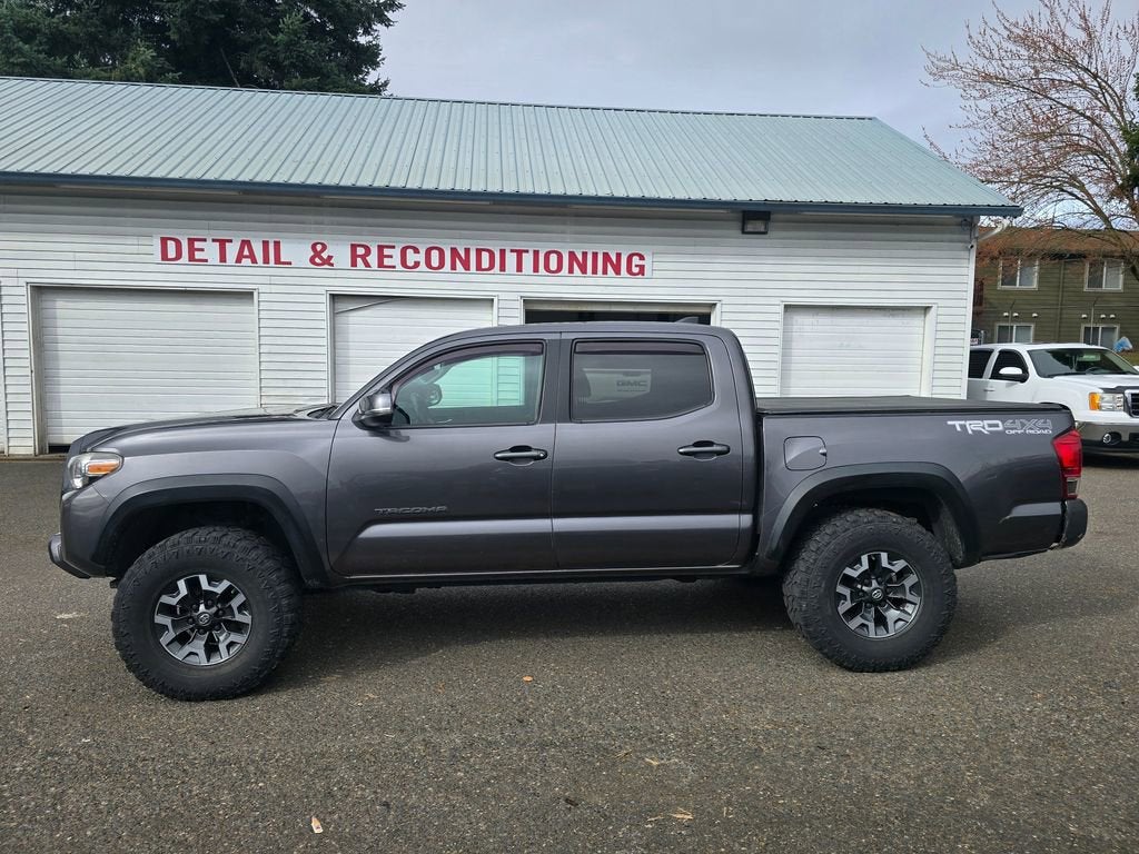 2017 Toyota Tacoma SR5