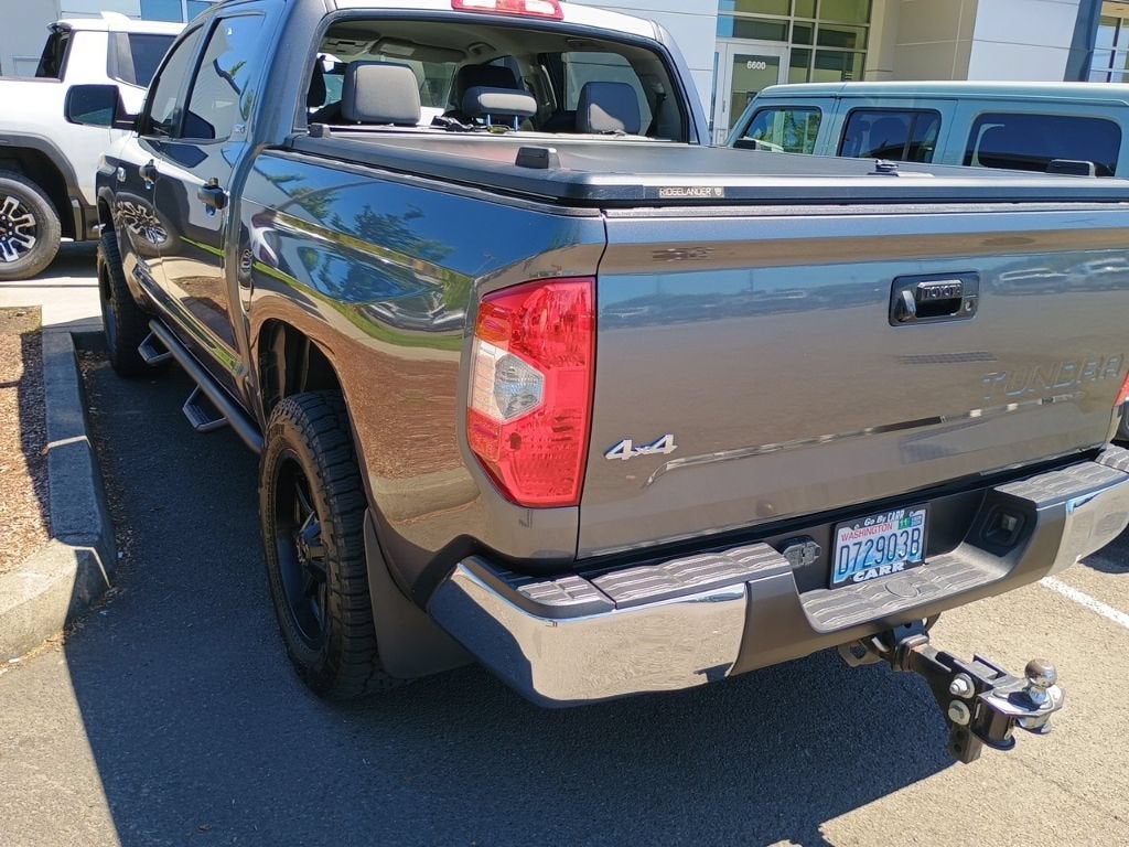 2017 Toyota Tundra 4WD SR5