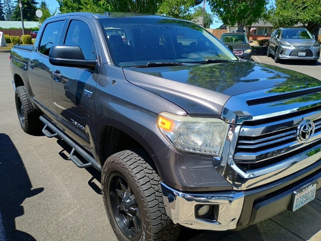2017 Toyota Tundra 4WD SR5