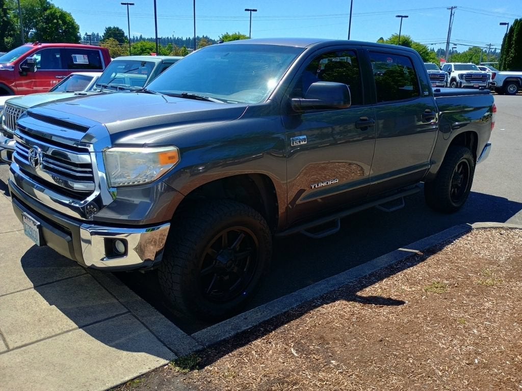 2017 Toyota Tundra 4WD SR5