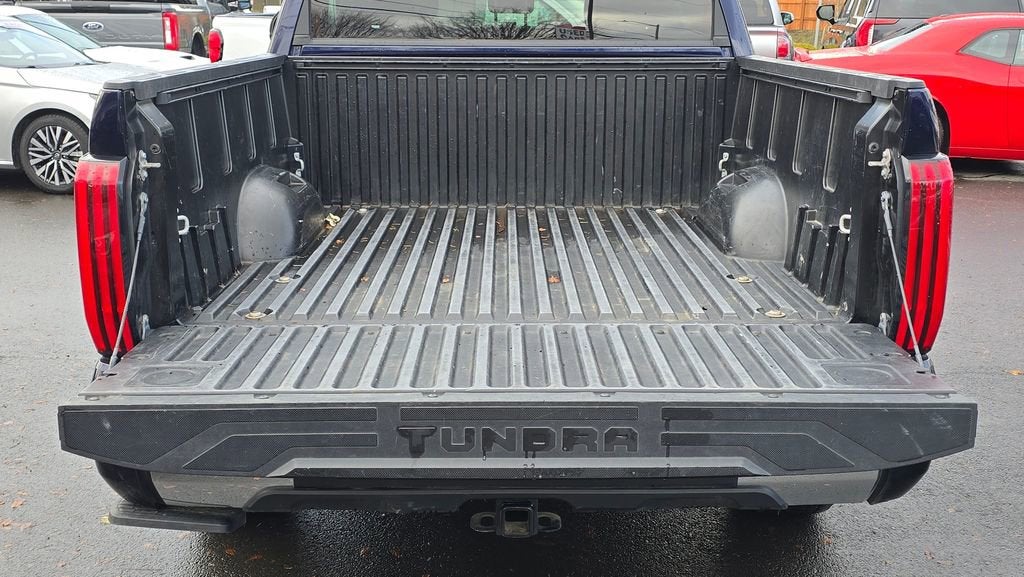 2024 Toyota Tundra 4WD SR5