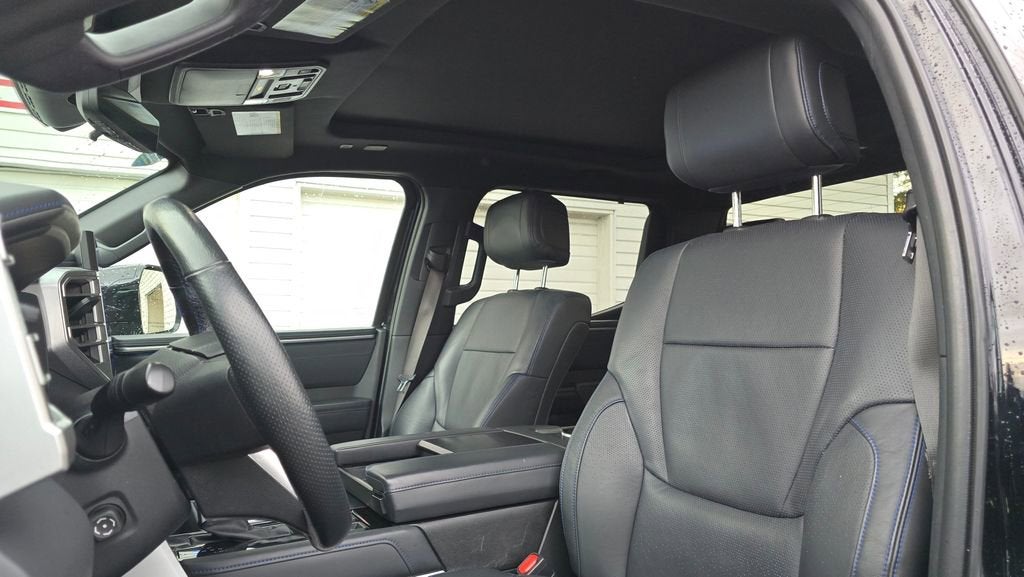 2022 Toyota Tundra 4WD Platinum