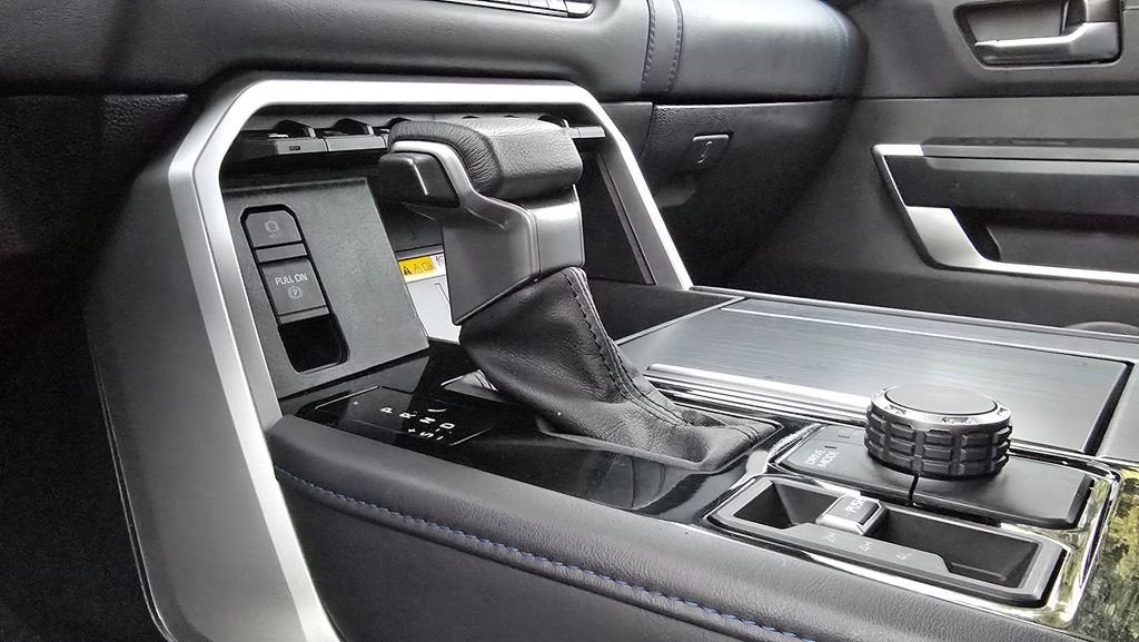 2022 Toyota Tundra 4WD Platinum