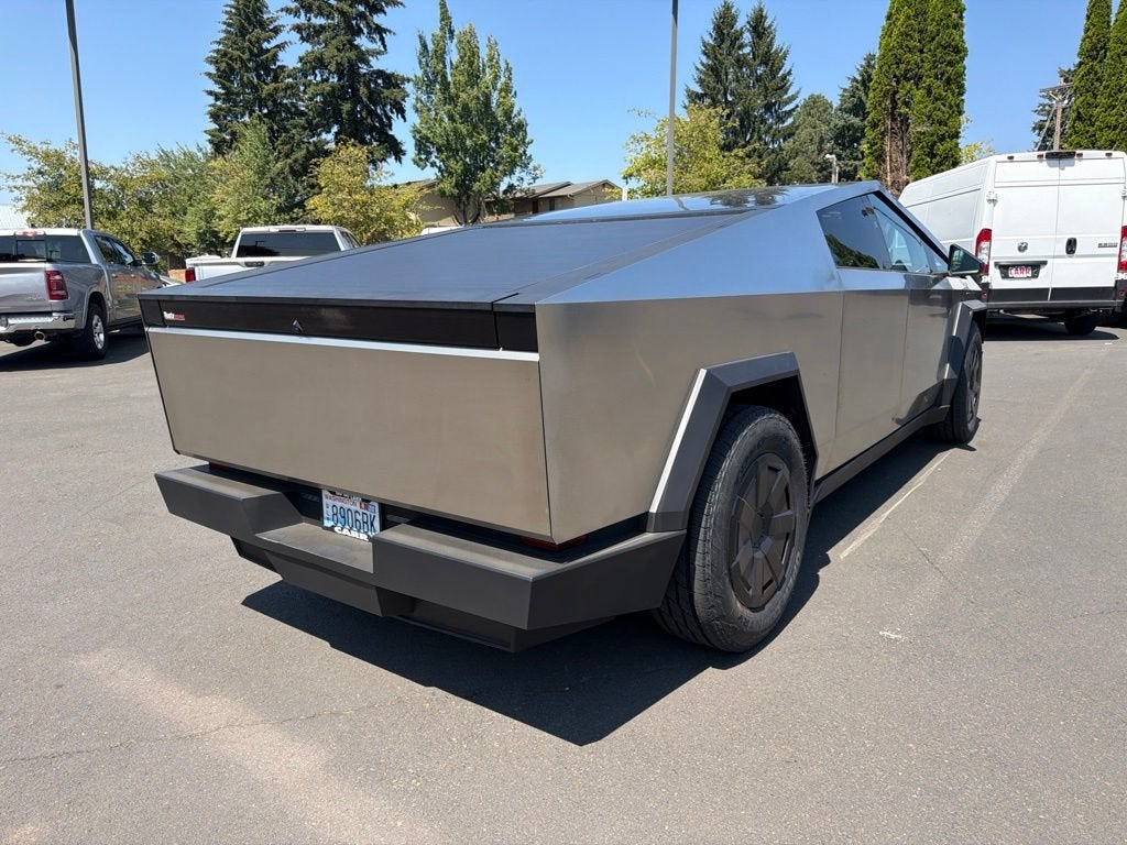 2024 Tesla Cybertruck BASE