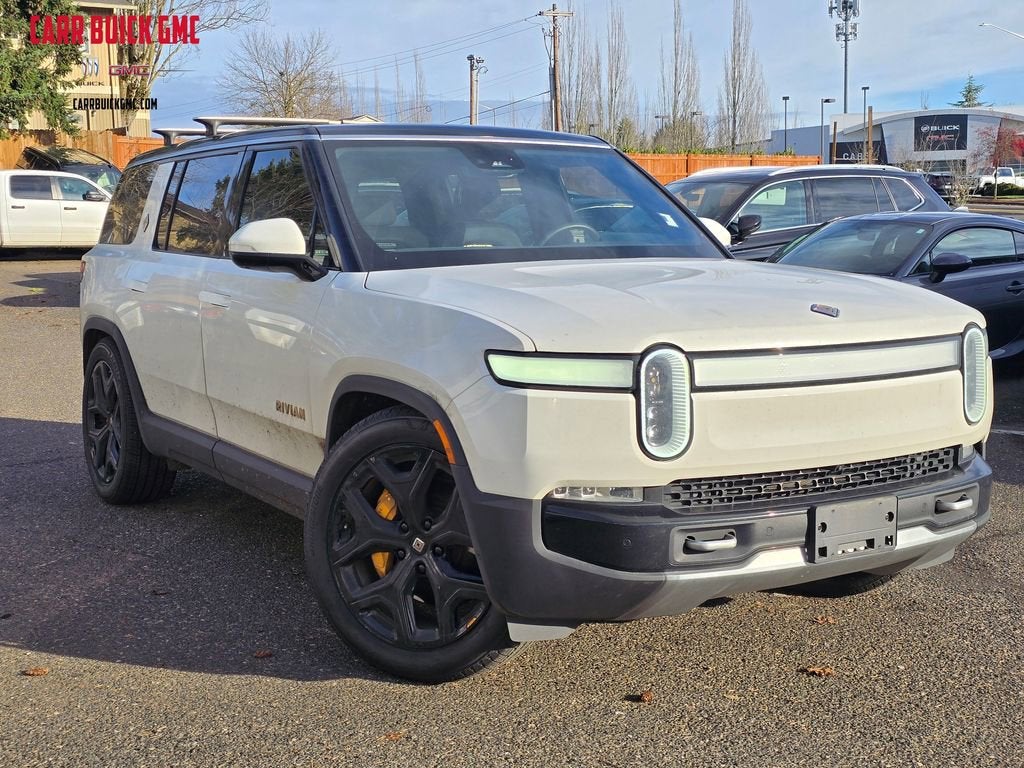 2024 Rivian R1S Adventure