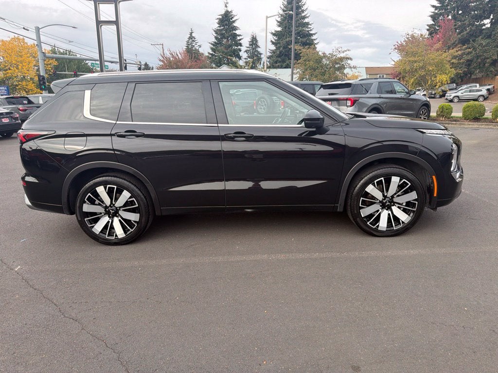 2025 Mitsubishi Outlander SEL