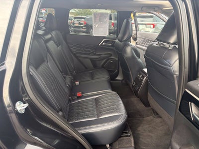 2025 Mitsubishi Outlander SEL