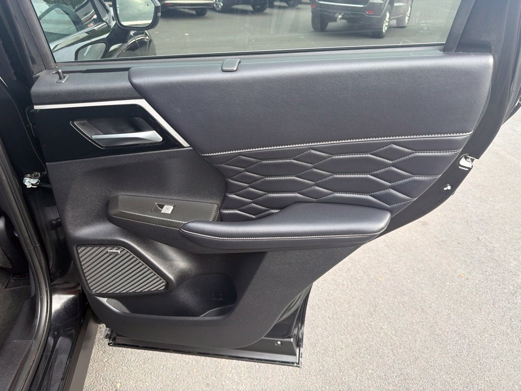 2025 Mitsubishi Outlander SEL