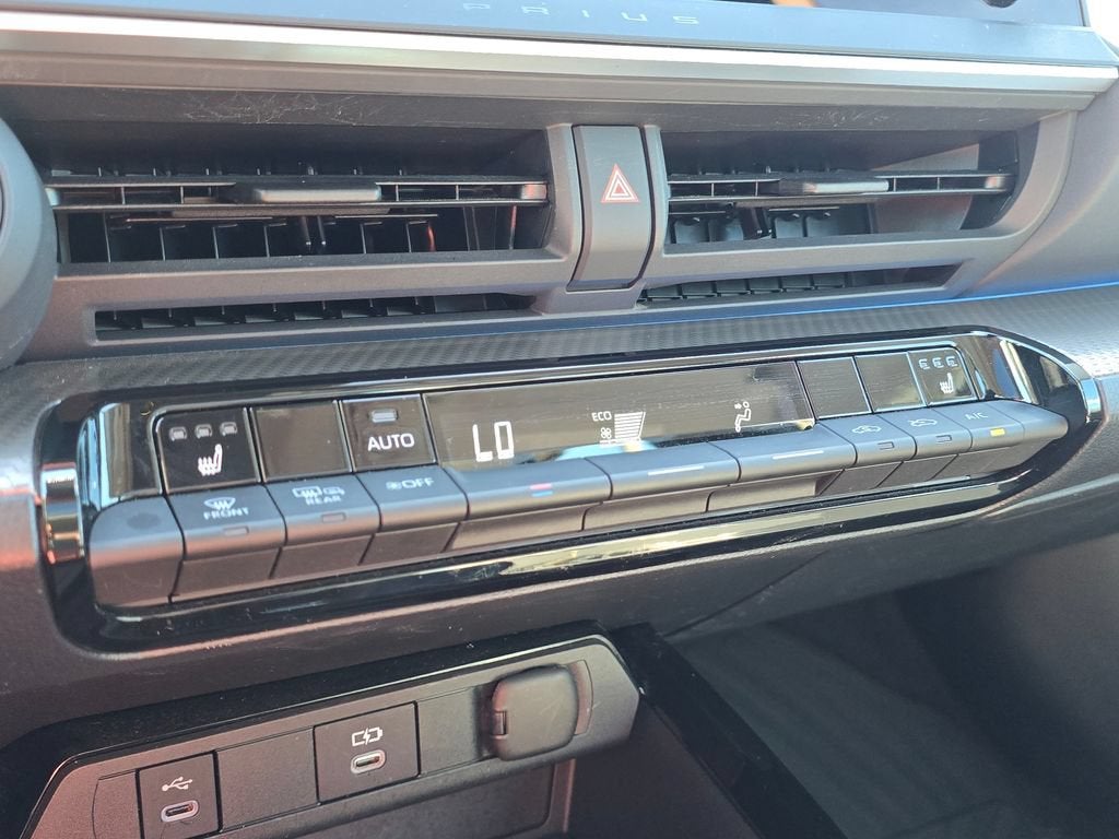 2024 Toyota Prius LE