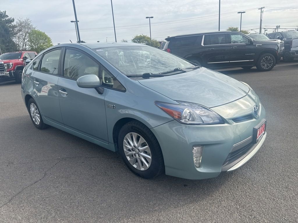 2014 Toyota Prius Plug-In BASE