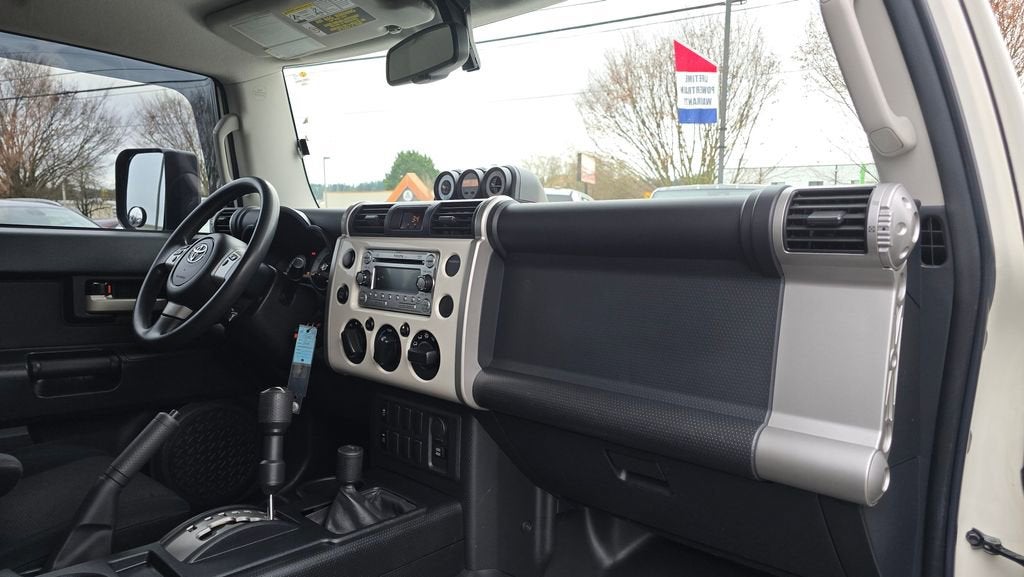 2014 Toyota FJ Cruiser BASE