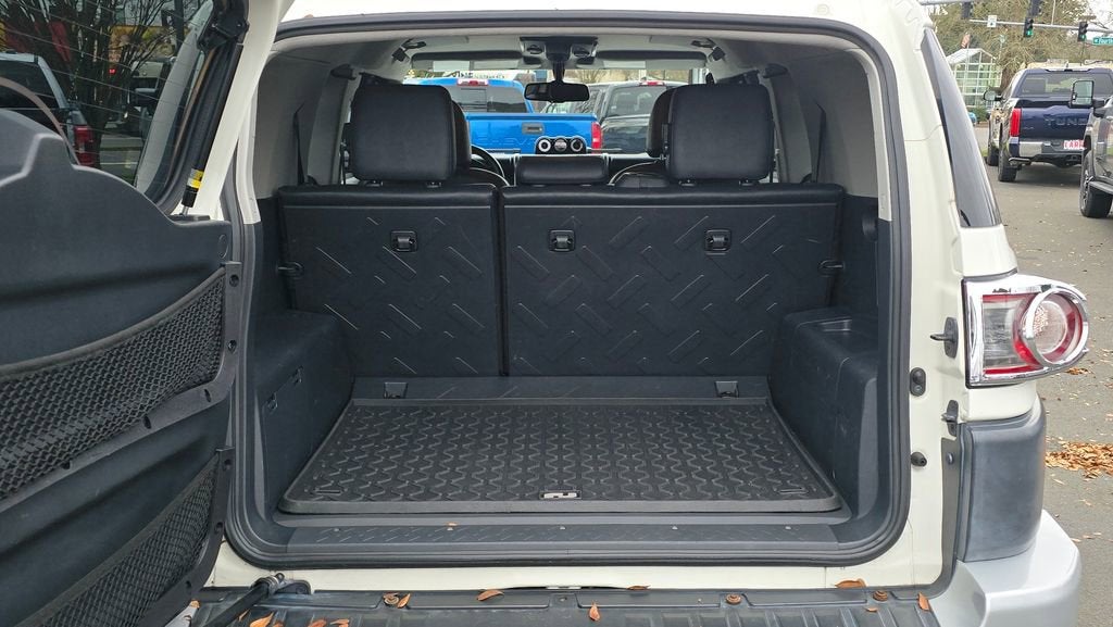 2014 Toyota FJ Cruiser BASE