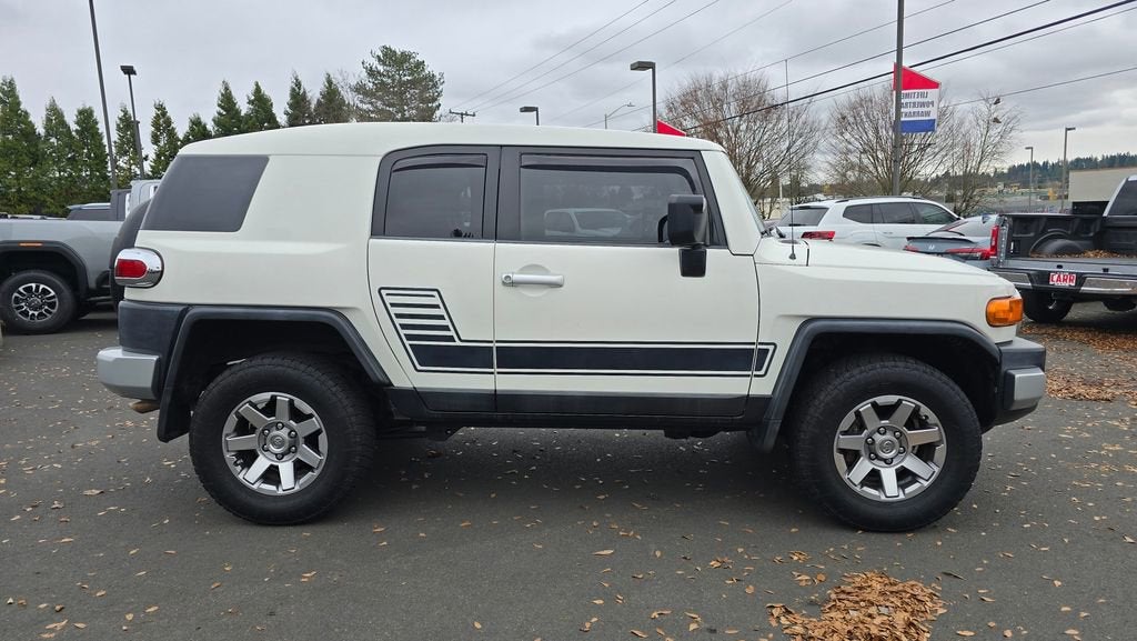 2014 Toyota FJ Cruiser BASE