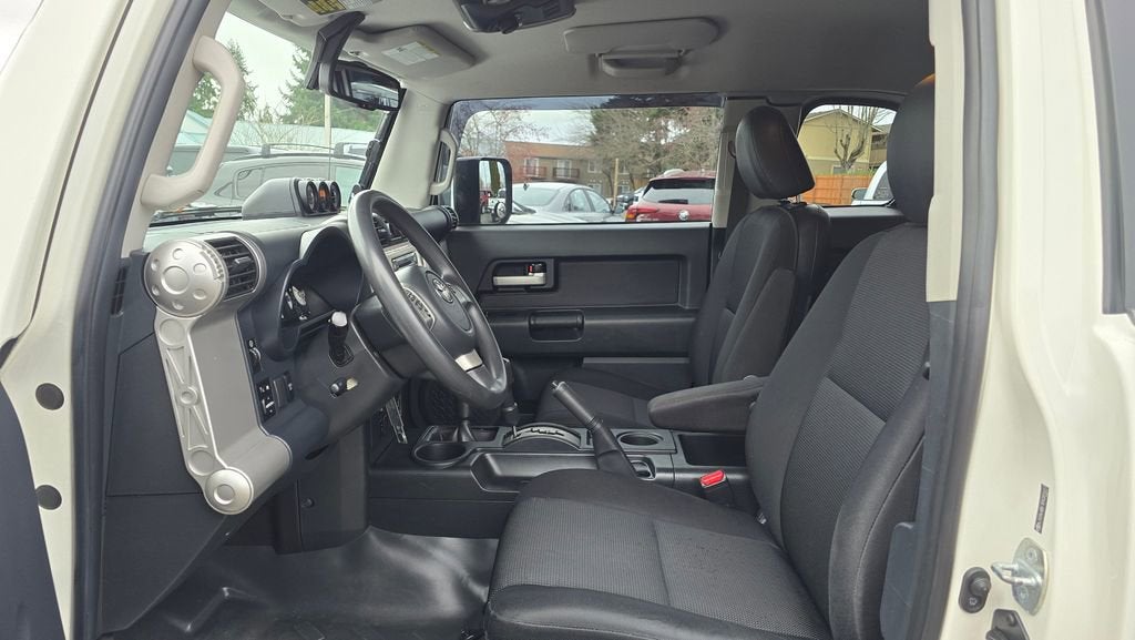 2014 Toyota FJ Cruiser BASE