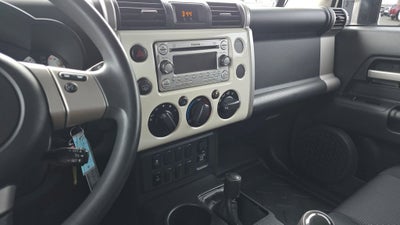 2014 Toyota FJ Cruiser BASE