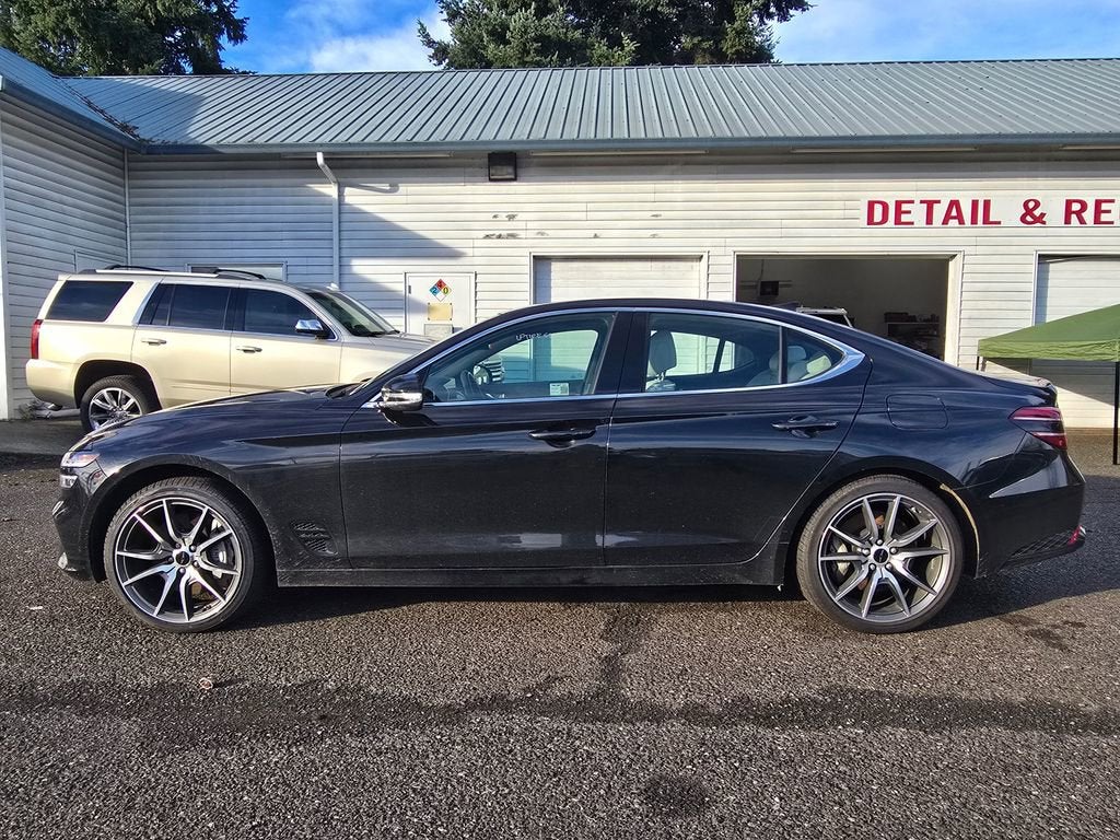 2025 Genesis G70 2.5T