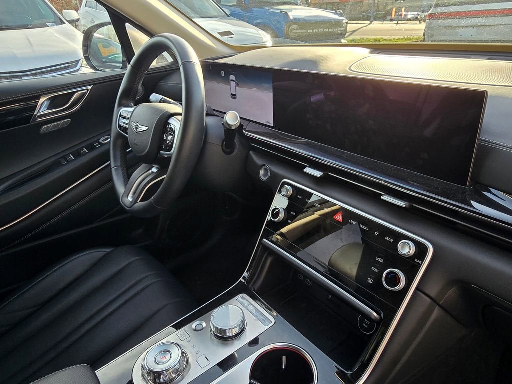 2025 Genesis GV80 Standard