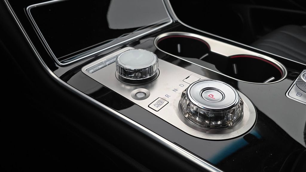 2025 Genesis GV80 Standard