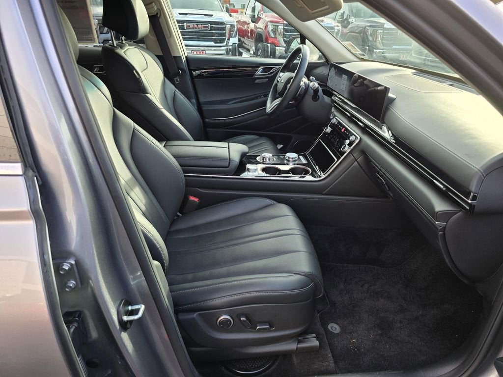 2025 Genesis GV80 Standard