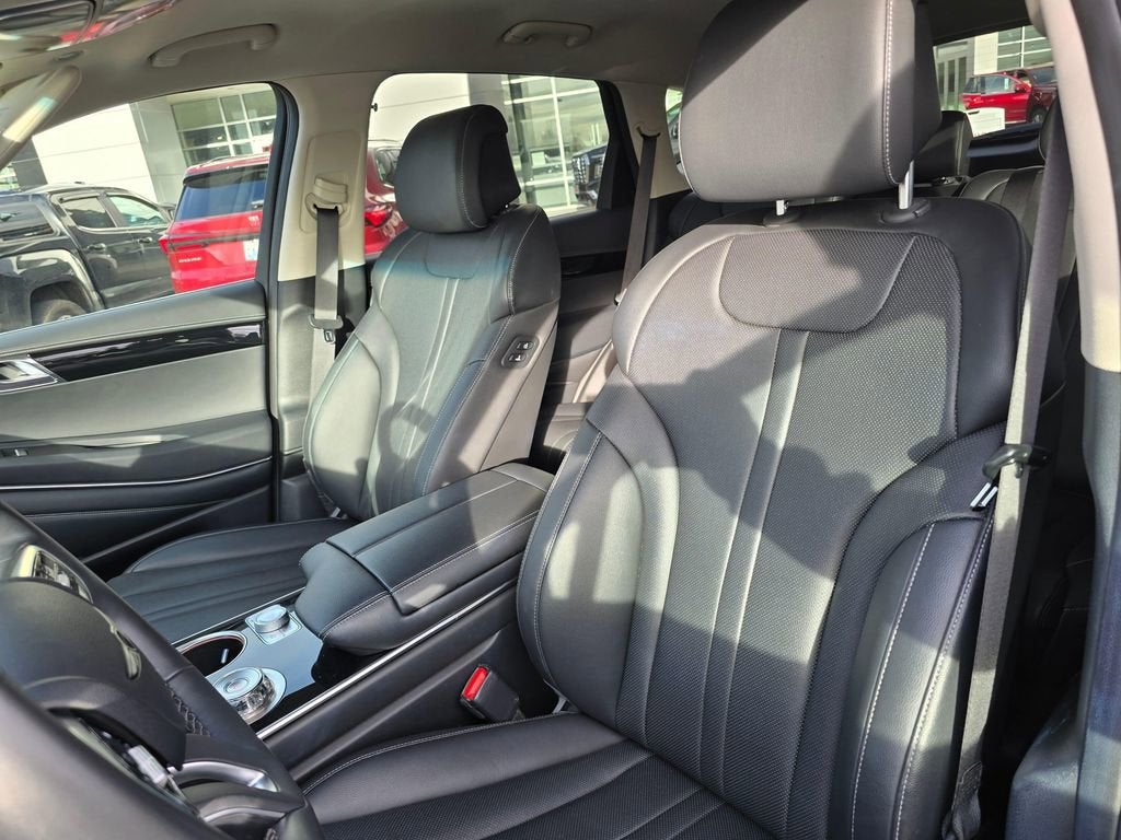 2025 Genesis GV80 Standard