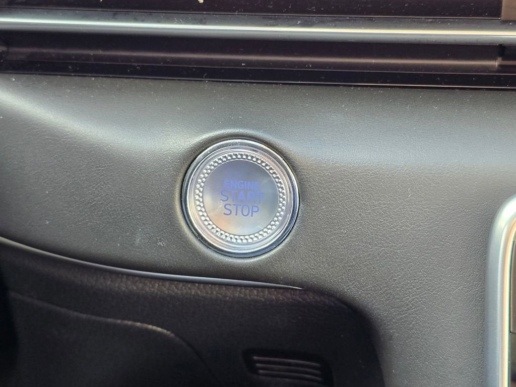 2025 Genesis GV80 Standard