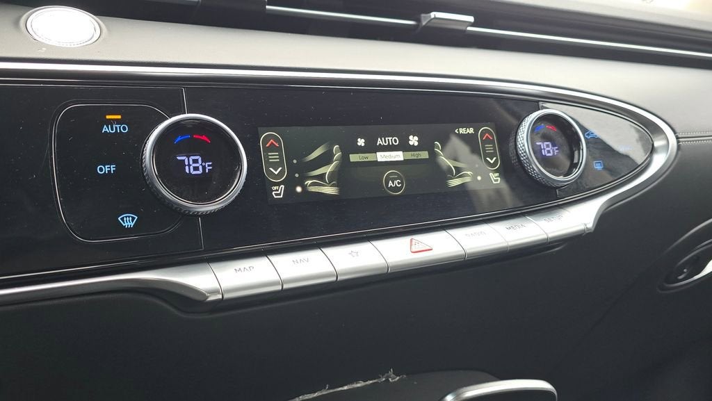 2025 Genesis GV70 2.5T