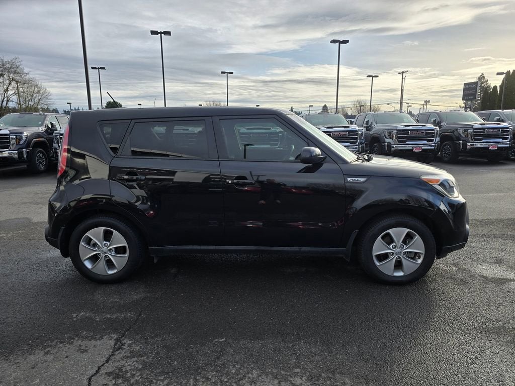 2016 Kia Soul Base