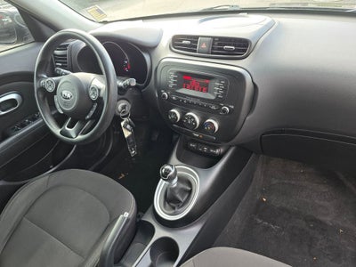 2016 Kia Soul Base