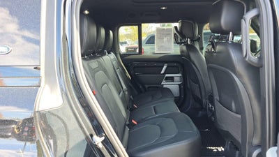 2023 Land Rover Defender X-Dynamic SE