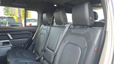 2023 Land Rover Defender X-Dynamic SE