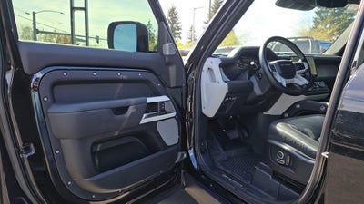 2023 Land Rover Defender X-Dynamic SE