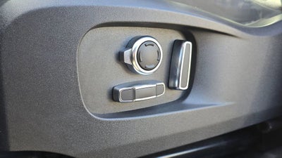 2023 Land Rover Defender X-Dynamic SE