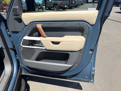 2020 Land Rover Defender HSE