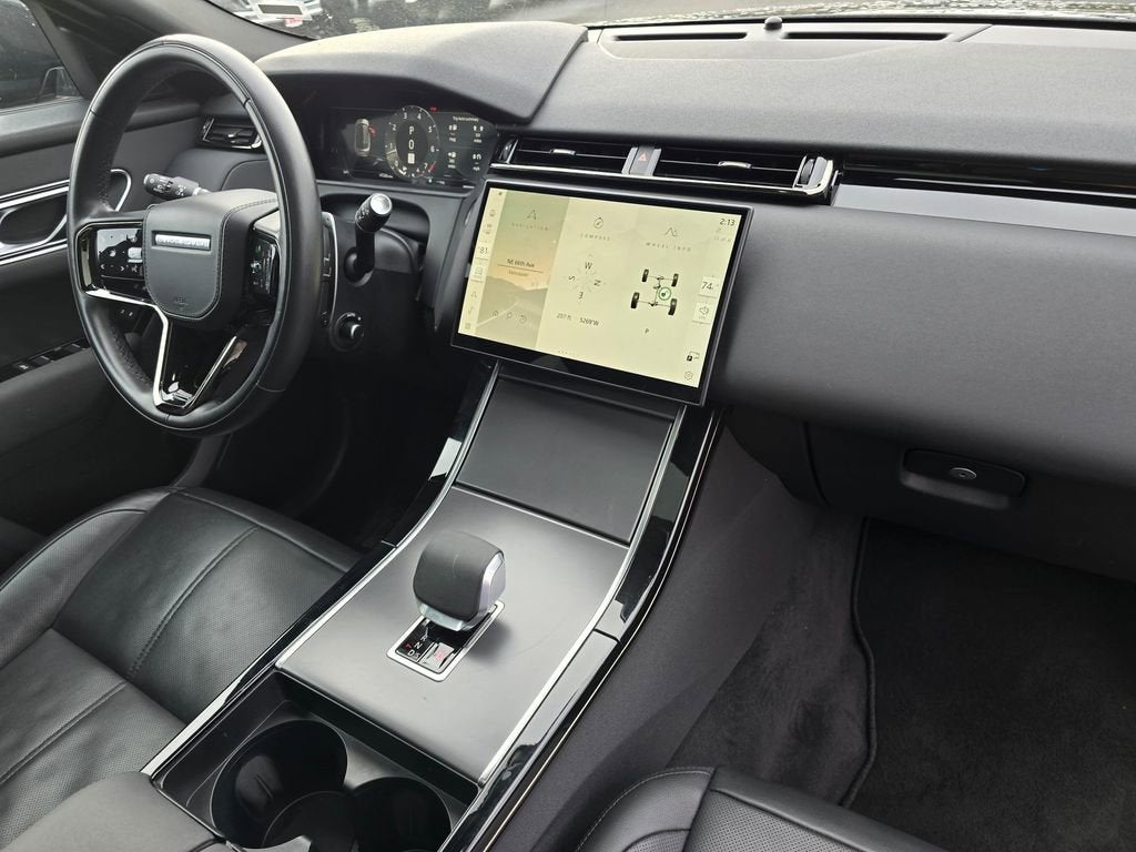 2025 Land Rover Range Rover Velar Dynamic SE