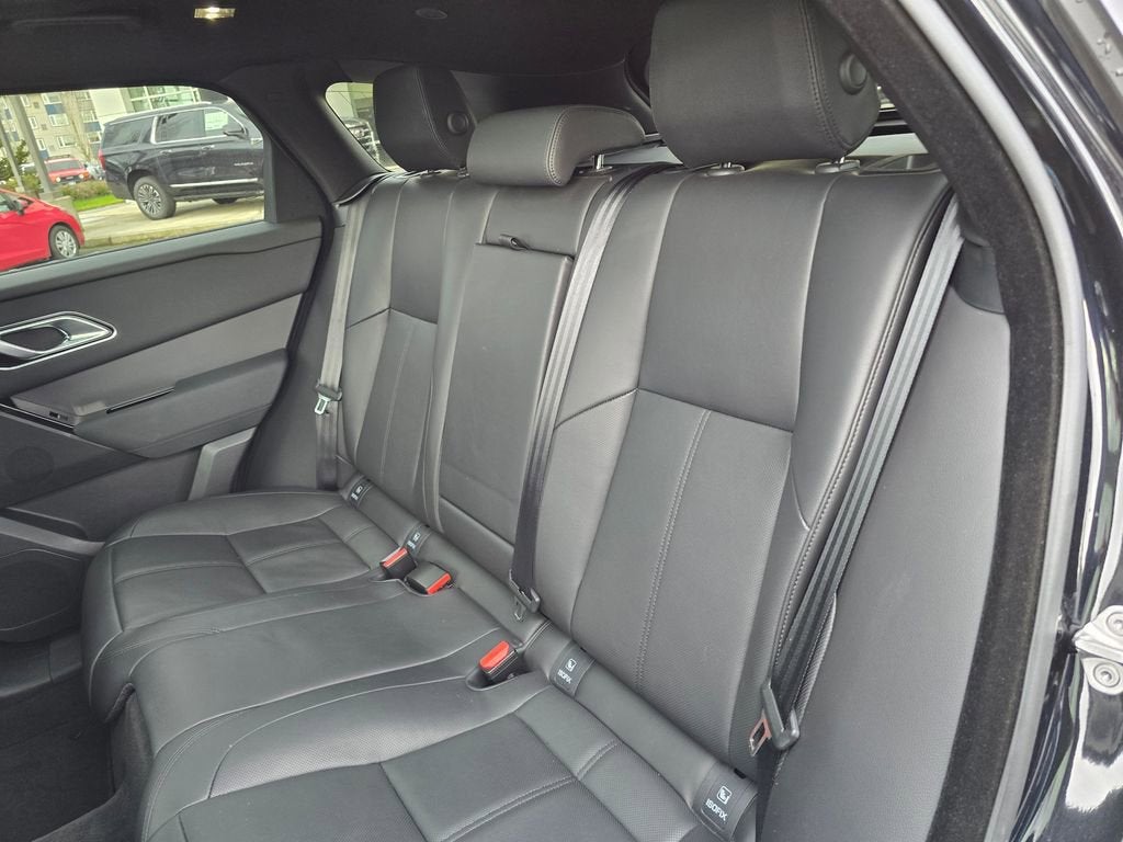 2025 Land Rover Range Rover Velar Dynamic SE